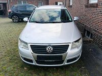 Gebraucht VW Passat 140 PS (102 kW) 2007 Grau Kombi