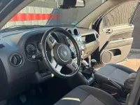 Gebraucht Jeep Compass 136 PS (100 kW) 2013 Schwarz SUV