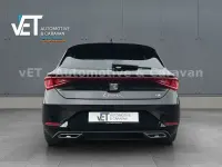 Używany Seat Leon FR 150 KM (110 kW) 2023 Czarny Hatchback