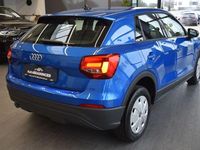 Gebraucht Audi Q2 Ambiente 116 PS (85 kW) 2020 Blau SUV