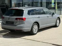 Gebraucht VW Passat Business 150 PS (110 kW) 2022 Mondsteingrau Kombi