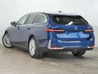Gebraucht BMW 530e Comfort Edition 299 PS (219 kW) 2024 Blau Kombi