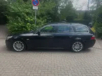 Gebraucht BMW 530 M Sport 235 PS (172 kW) 2007 Black sapphire metallic Kombi