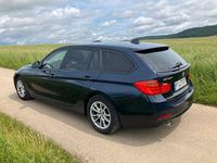 Gebraucht BMW 318 143 PS (105 kW) 2013 Blau Kombi