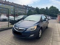 Gebraucht Opel Astra Edition 110 PS (80 kW) 2012 Blau Kombi
