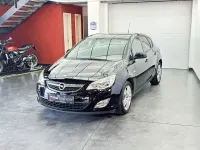 Gebraucht Opel Astra Design Edition 116 PS (85 kW) 2011 Schwarz Limousine