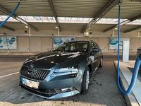 Gebraucht Skoda Superb Ambition 150 PS (110 kW) 2018 Grau Kombi