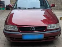 Gebraucht Opel Astra 101 PS (74 kW) 1997 Rot Kleinwagen