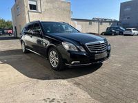 Gebraucht Mercedes E200 184 PS (135 kW) 2010 Schwarz Kombi