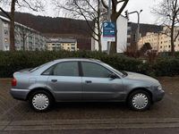 Second-hand Audi A4 118 CP (86 kW) 1995 Albastru Berlinǎ