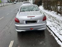 Gebraucht Peugeot 206 CC Filou 109 PS (80 kW) 2003 Grau Cabrio