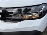 Neu Peugeot Partner 129 PS (94 kW) 2025 Weiß Van / Kleinbus