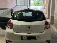 Używany Renault Clio IV Expression 75 KM (55 kW) 2012 Biały Sedan/Limuzyna