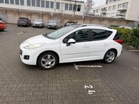 Gebraucht Peugeot 207 Premium 111 PS (81 kW) 2011 Weiß Kombi