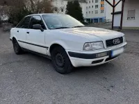 Używany Audi 80 116 KM (85 kW) 1992 Biały Sedan/Limuzyna