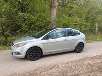 Second-hand Ford Focus 116 CP (85 kW) 2009 Argintiu Coupe