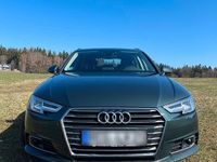 Gebraucht Audi A4 Comfort 150 PS (110 kW) 2017 Grün Kombi