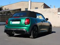 Gebraucht Mini John Cooper Works 231 PS (169 kW) 2024 Grün Kleinwagen