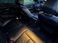 Gebraucht BMW 320 184 PS (135 kW) 2013 Schwarz Kombi