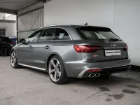 Gebraucht Audi S4 Design 341 PS (250 kW) 2023 Grau / daytonagrau perleffekt Kombi