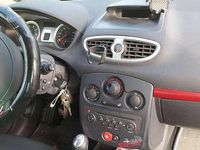 Gebraucht Renault Clio II Extreme 101 PS (74 kW) 2007 Silber Limousine