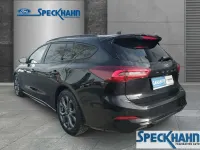 Gebraucht Ford Focus ST-Line 125 PS (91 kW) 2023 Obsidianschwarz metallic Kombi