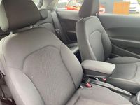 Gebraucht Audi A1 Attraction 122 PS (89 kW) 2011 Misanorot perleffekt Kleinwagen