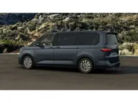 Gebraucht VW T7 Life 150 PS (110 kW) 2025 Starlight blue metallic Van