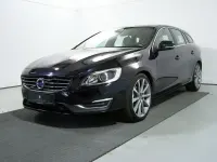 Używany Volvo V60 Summum 181 KM (133 kW) 2015 Czarny Kombi