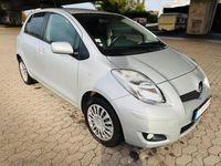 Gebraucht Daihatsu Charade 101 PS (74 kW) 2011 Silber Kleinwagen