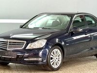 Gebraucht Mercedes C180 156 PS (114 kW) 2011 Blau Limousine