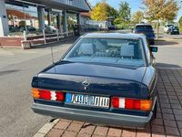 Gebraucht Mercedes 190 90 PS (66 kW) 1984 Blau Limousine