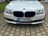 Gebraucht BMW 750 Shadowline 381 PS (280 kW) 2012 Weiß Limousine