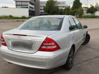 Gebraucht Mercedes C200 163 PS (119 kW) 2002 Silber Limousine