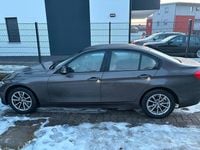 Gebraucht BMW 320 Comfort Edition 184 PS (135 kW) 2014 Braun Limousine