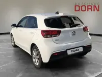 Gebraucht Kia Rio Spirit 101 PS (74 kW) 2022 Weiß Limousine