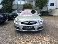 Gebraucht Opel Signum Edition+ 150 PS (110 kW) 2007 Silber Kleinwagen
