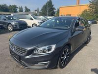 Gebraucht Volvo V60 190 PS (139 kW) 2018 Grau Kombi