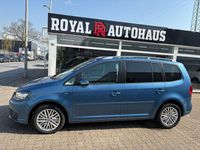 Gebraucht VW Touran Cup 140 PS (102 kW) 2015 Blau Van / Kleinbus