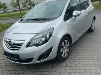 Usata Opel Meriva 136 CV (100 kW) 2011 Grigio Monovolume