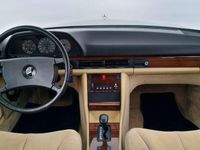 Gebraucht Mercedes E500 231 PS (169 kW) 1983 Blau Limousine