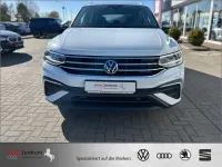 Gebraucht VW Tiguan Allspace 150 PS (110 kW) 2023 Weiß SUV