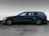 Gebraucht Volvo V60 Core 250 PS (183 kW) 2022 Black stone Kombi