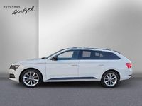 Używany Skoda Superb Style 190 KM (139 kW) 2019 Biały Kombi