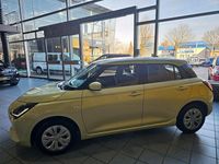 Gebraucht Suzuki Swift 83 PS (61 kW) 2024 Cool yellow (metallic) Kleinwagen