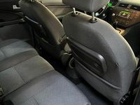 Second-hand Ford C-MAX 145 CP (106 kW) 2005 Albastru Monovolum