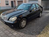 Gebraucht Mercedes 200 122 PS (89 kW) 2004 Schwarz Limousine