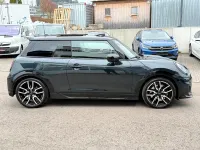Gebraucht Mini John Cooper Works 204 PS (150 kW) 2024 Schwarz Kleinwagen