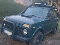 Gebraucht Lada niva 82 PS (60 kW) 2009 Grün SUV