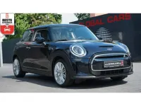 Gebraucht Mini Cooper 135 kW (184 PS) 2022 Enigma black (metallic) Kleinwagen